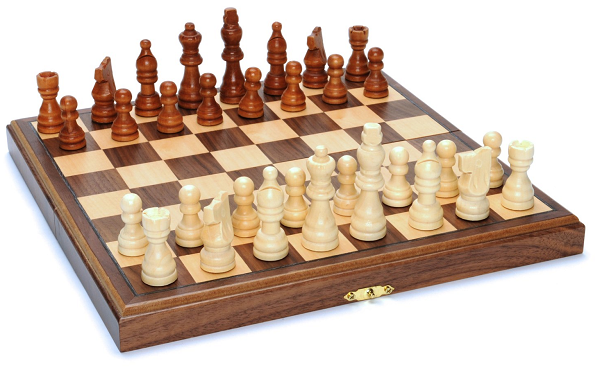 CHESS SET 11.5" FOLDING WOOD WALNUT